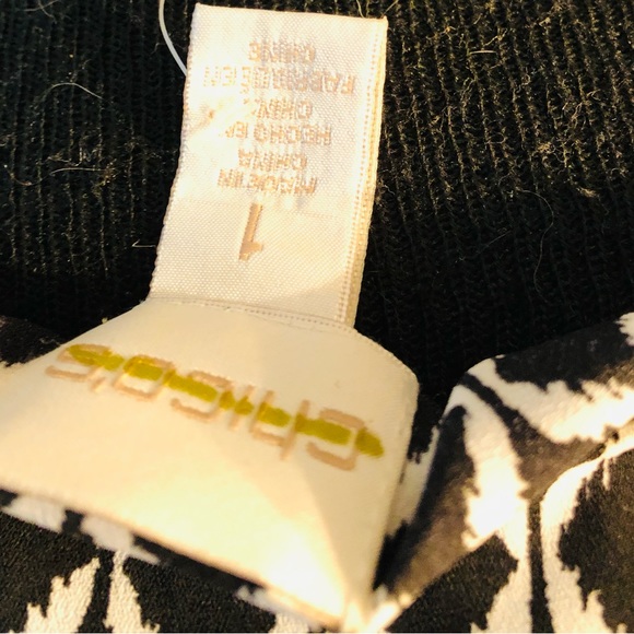 Black and white patterned blouse - Picture 5 of 6